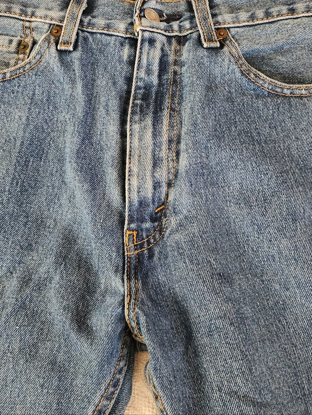 Levi's 505 Classic Men's Blue Denim Jeans 35 X 30